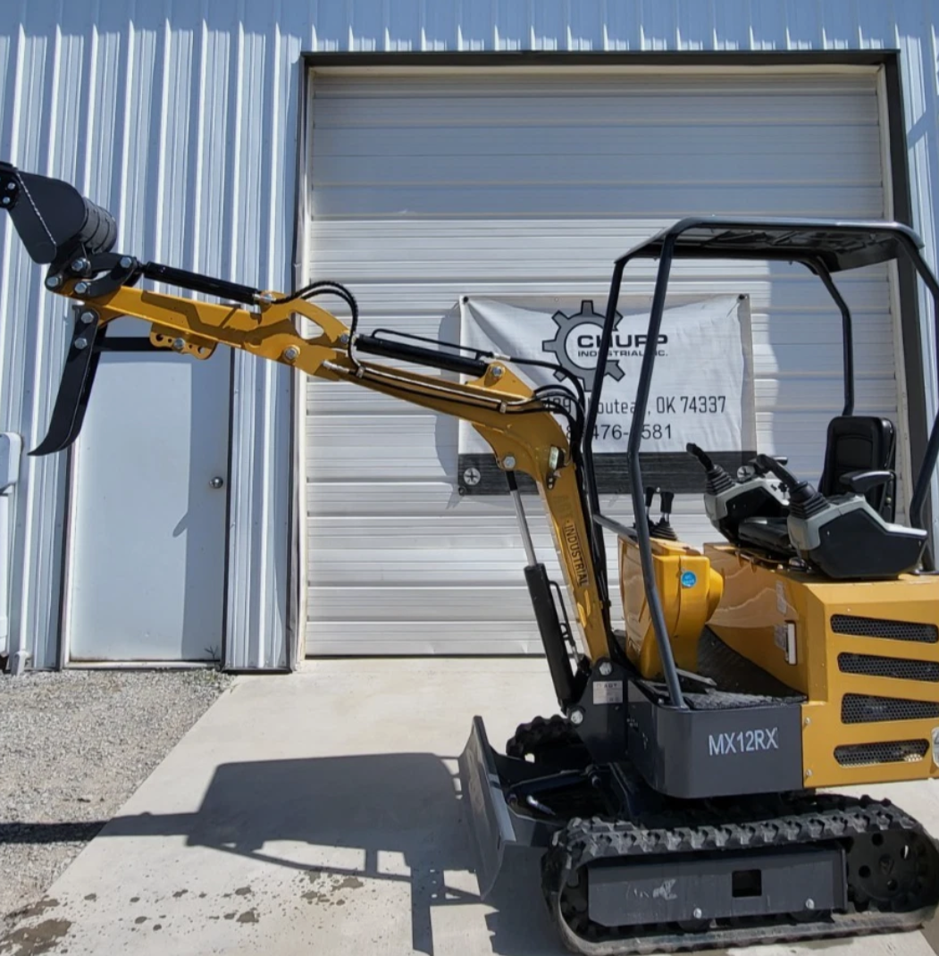 AGT MX12RX 1-Ton Pro Pilot Control Mini Excavator, photo 5 of 9
